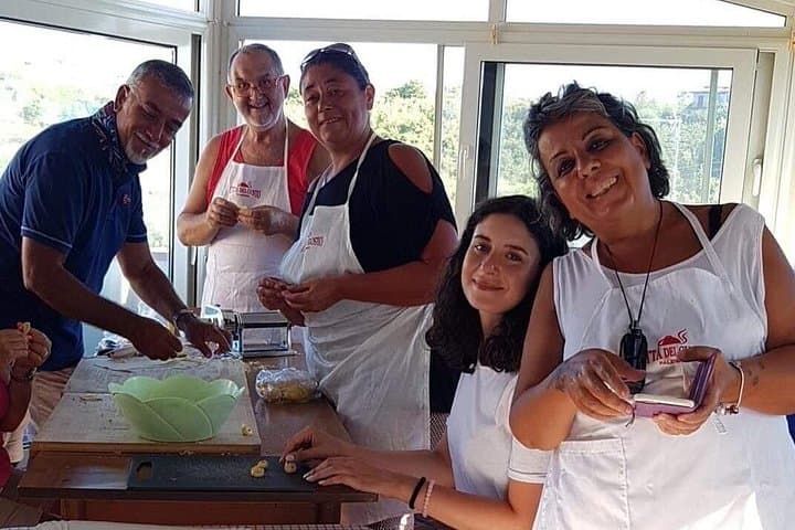 4-course Palermitan dinner in a cottage with a garden — photo 1 of 11
