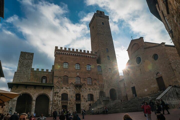 Volterra and San Gimignano: a taste of medieval Tuscany! — photo 1 of 11