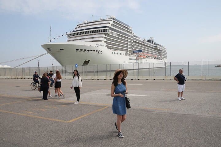 Transfer from Ravenna Cruise Terminal to Venice — photo 1 of 9