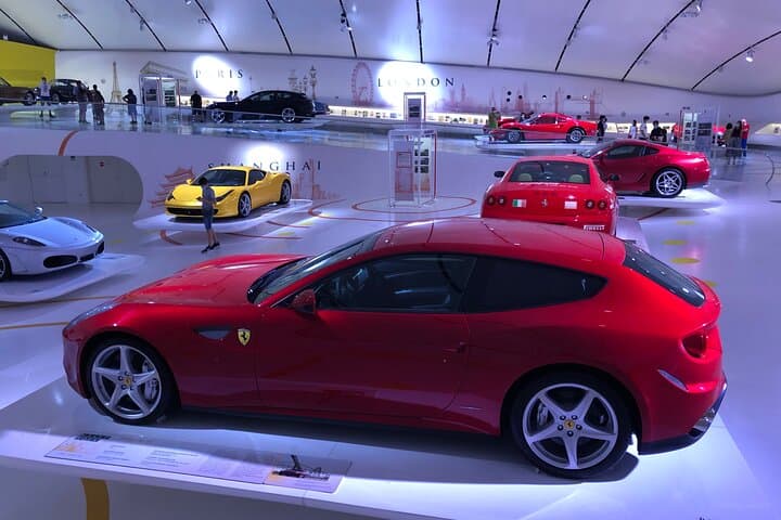 Ferrari World: Museums, Factory tour, Simulator,private transport — photo 1 of 11
