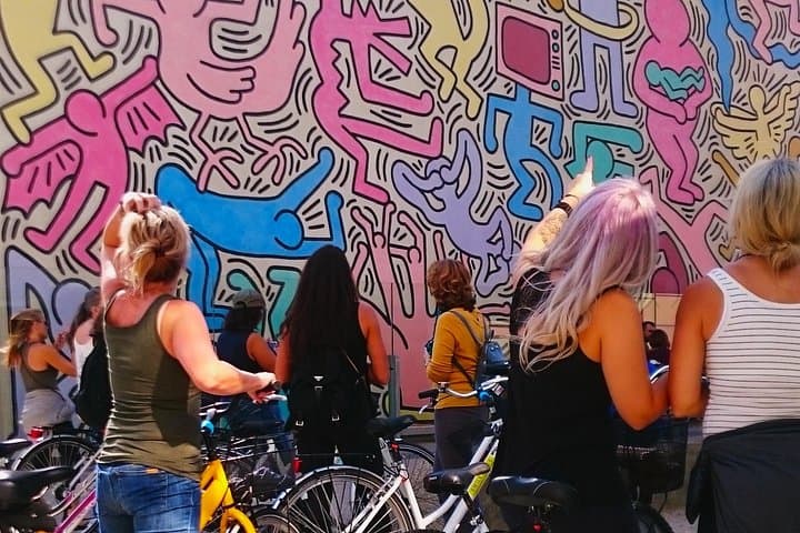 Pisa Street Art Self-Guided Bike Tour — photo 1 of 11
