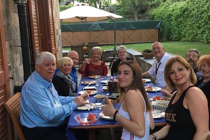 Dinner in Sorrento with Love, Laughs, and Spaghetti — photo 1 of 8