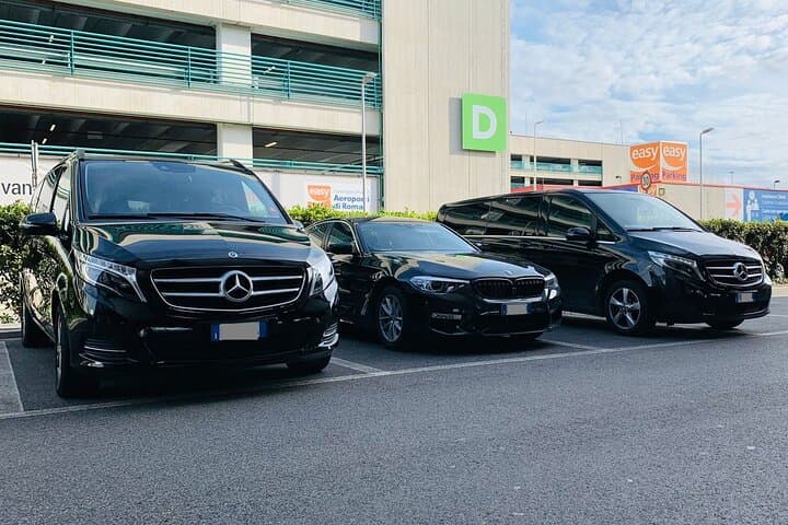 Venice (water taxi) to Venice Airport (VCE) - Departure Transfer — photo 1 of 13