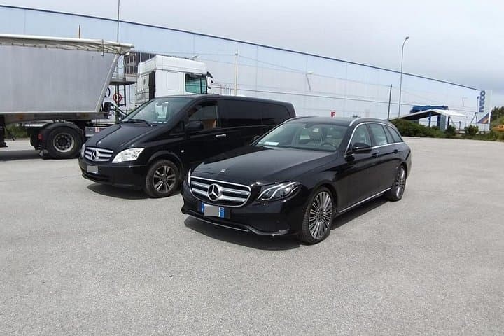 Napoli Airport (NAP) to Sorrento - Round-Trip Private Transfer — photo 1 of 16