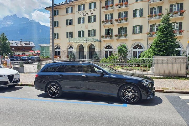 Civitavecchia, cruise port to Fiumicino Airport(FCO)- Departure Private Transfer — photo 1 of 15