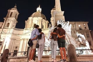 Rome Night Walking Tour of Pantheon Trevi Fountain Navona & more