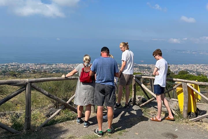 Visit Mt Vesuvius & Pompei all inclusive — photo 1 of 7