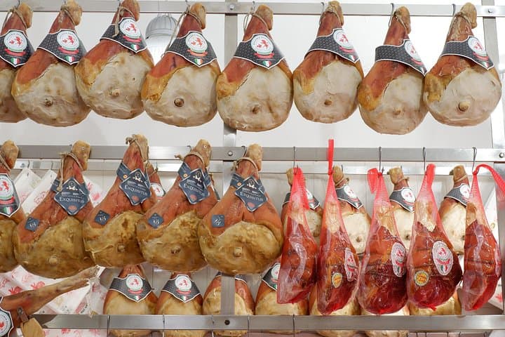 Food markets tour with a local! — photo 1 of 36