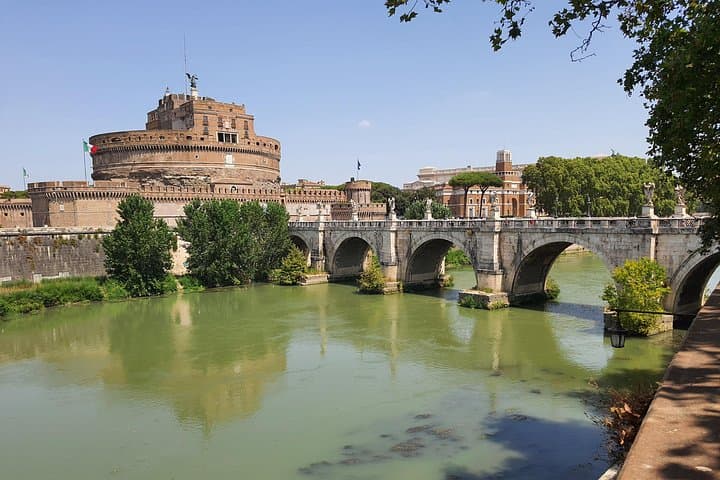 Private Guided Tour of Castel Sant'Angelo by Archaeologist Donato PhD — photo 1 of 6