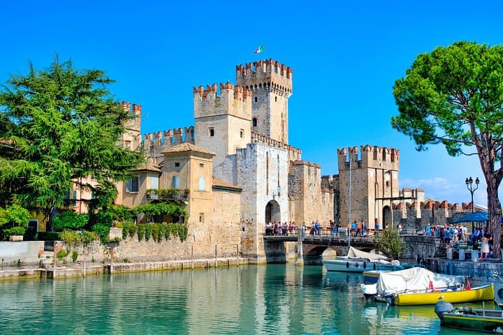 The Best of Sirmione Private Walking Tour — photo 1 of 9