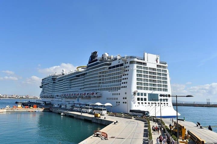 SHUTTLE Rome - Civitavecchia Port or Civitavecchia Port - Rome — photo 1 of 6