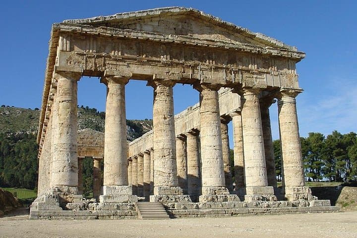 Private 8-hour Tour of Erice and Segesta from Palermo — photo 1 of 6