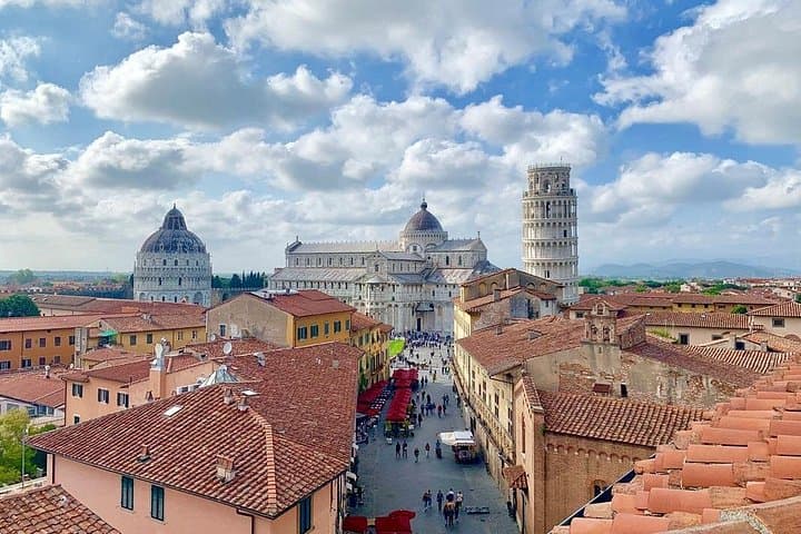 Livorno Shore Excursion to Lucca & Pisa optional Leaning Tower Ticket — photo 1 of 42