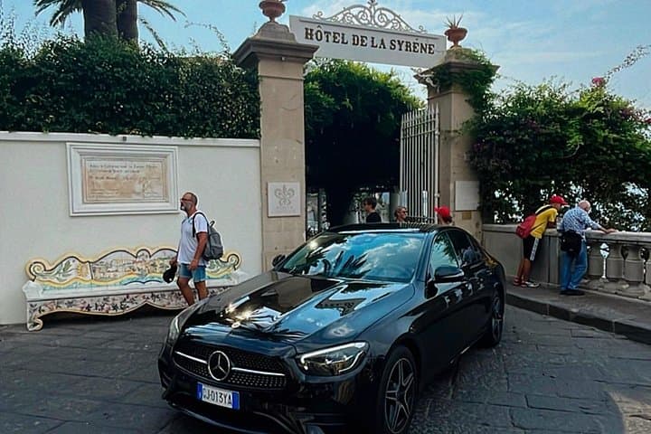 Transfer from Naples airport to Sorrento — photo 1 of 8