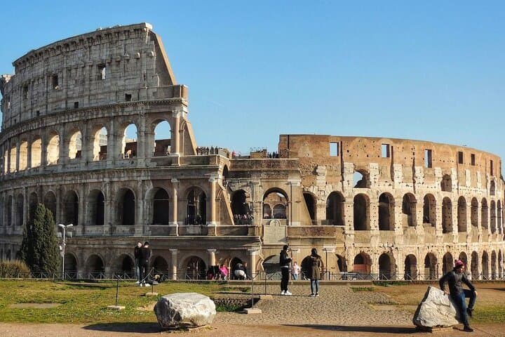 Private Colosseum Tour with Gladiator Arena Floor, Forum and Palatine Hill — photo 1 of 18