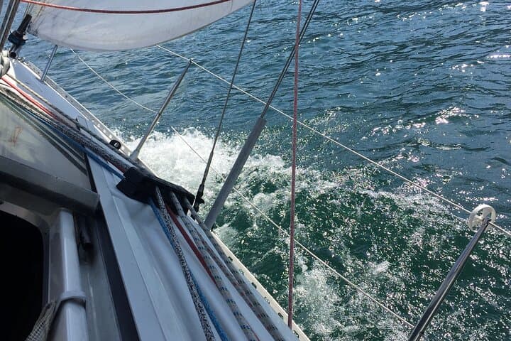 Approach to Sailing: morning session on Lake Como — photo 1 of 14