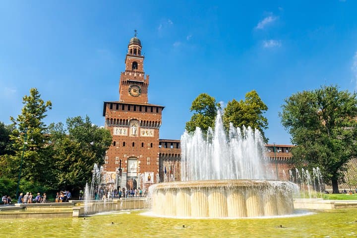Renaissance Architecture of Milan Private Guided Tour — photo 1 of 8
