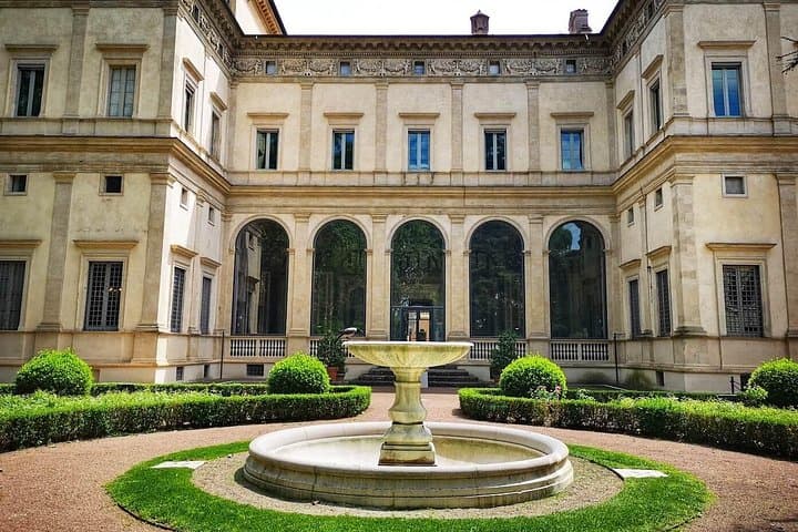 Private Villa Farnesina Experience: The Best of Renaissance Tour — photo 1 of 15