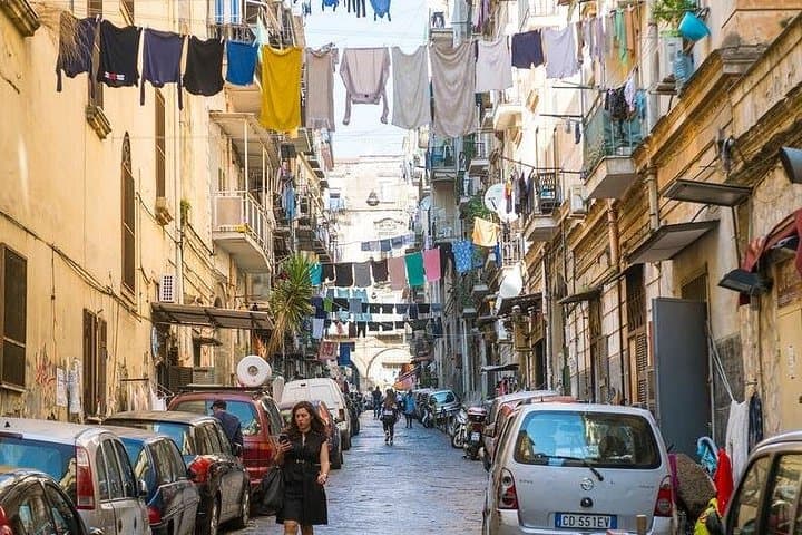 Naples by yourself with english speaking driver 4 or 8h disposal — photo 1 of 13