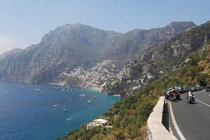 Amalfi Coast to Naples Transfer and 2-Hour Pompeii Private Tour — photo 1 of 6