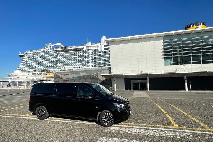 Private Transfer from Rome Fiumicino to the Port of Civitavecchia and vice versa — photo 1 of 7