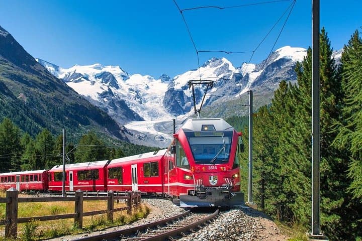 Bernina Red Train Experience by train from Lecco - Varenna — photo 1 of 5