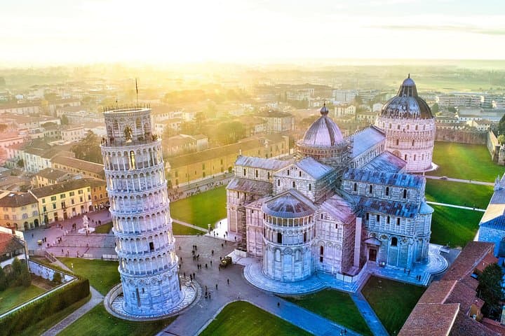 Private Pisa and Lucca Wine Tour from Florence — photo 1 of 31