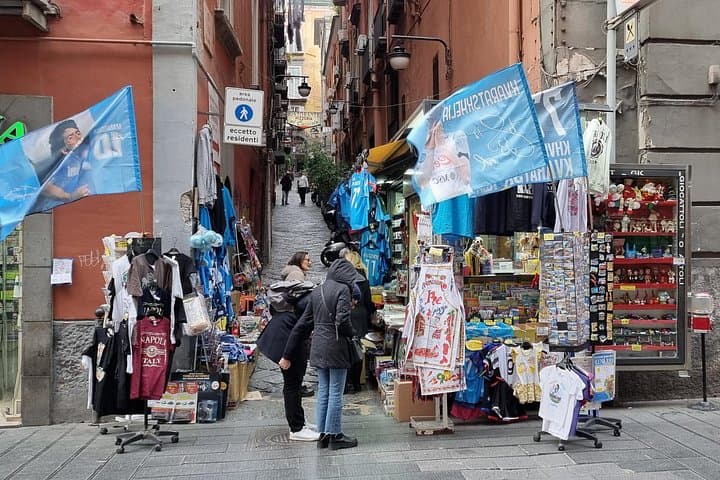 Spanish Quarters and Naples underground — photo 1 of 5