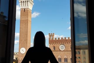 Siena Tour and exclusive window on Piazza del Campo