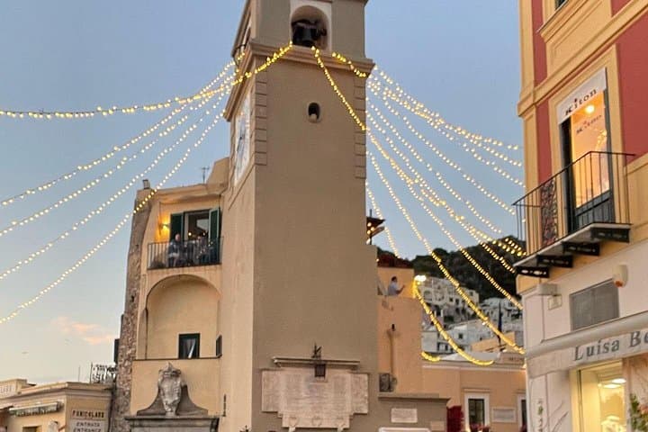 Capri Walking Tour with Local Guide — photo 1 of 11