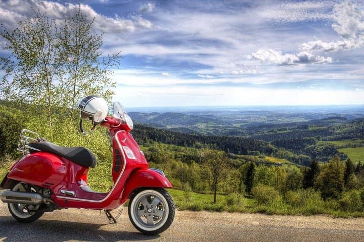 Chianti by Vespa - Small Group Tour — photo 1 of 2