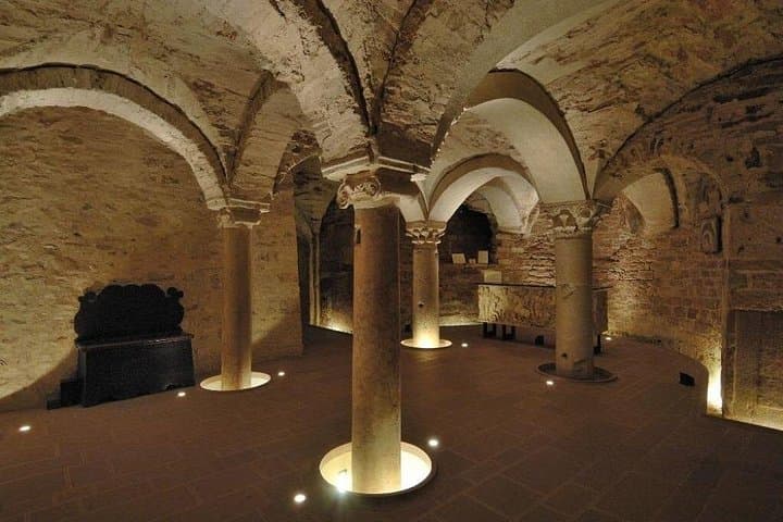 2 Hour The Secrets of Assisi Underground Walking Guided Tour — photo 1 of 9