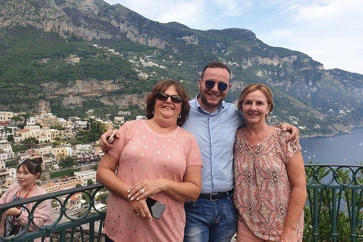 Luxury transfer from NAPOLI TO SORRENTO — photo 1 of 33