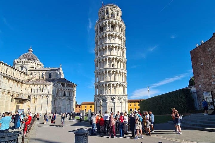 Pisa e Golfo dei Poeti by bus — photo 1 of 4