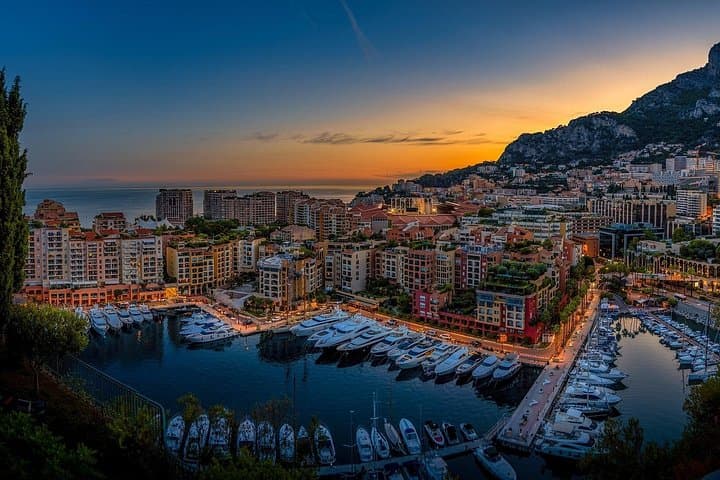Private Direct Transfer From Pisa to Monaco — photo 1 of 6