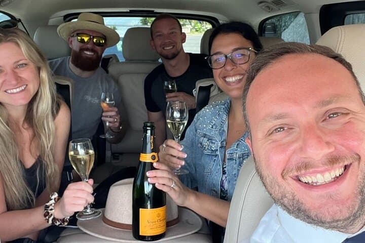 Luxury Transfer from Florence to Sorrento — photo 1 of 43