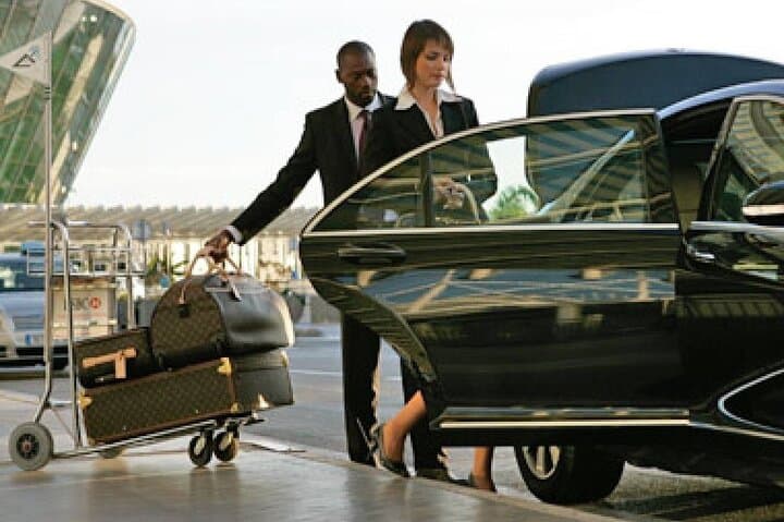 Private Transfer from Fiumicino Rome Airport to Rome Center — photo 1 of 6