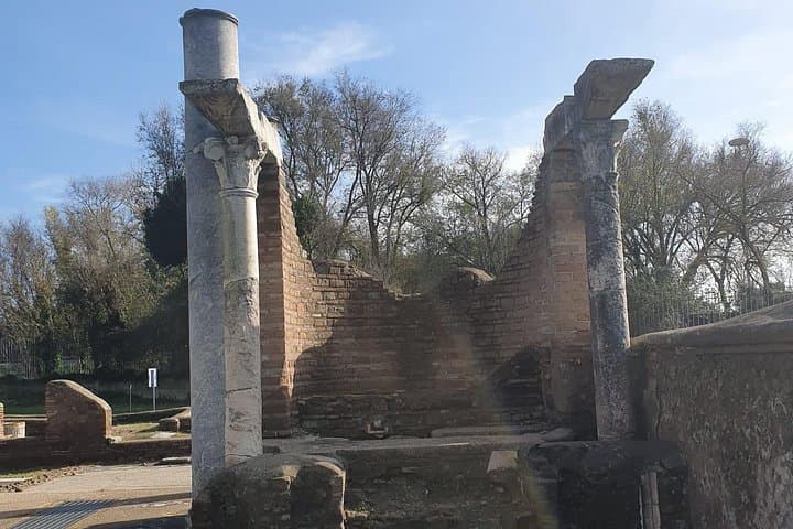 Private Half Day Ancient Ostia and Synagogue Tour — photo 1 of 6