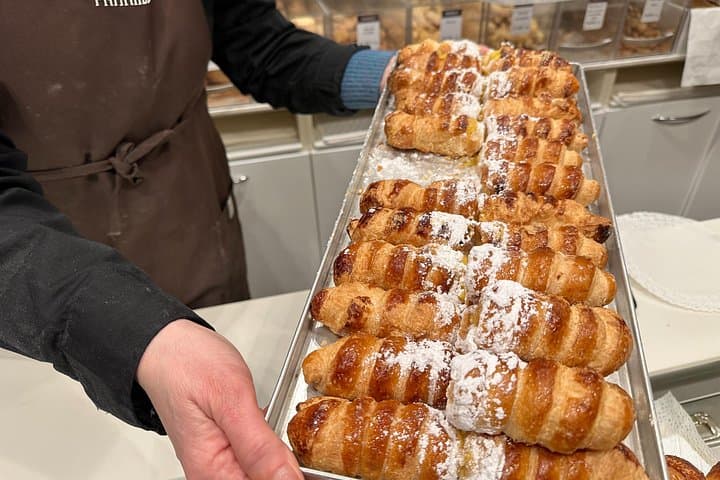 Milan Street Food Tour and City Sightseeing with Local Guide — photo 1 of 18