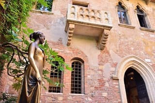 Best of Verona Tour by high speed train from Venice