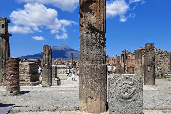 Pompeii 2 hours Private guided tour, A JOURNEY THROUGH THE TIME — photo 1 of 15
