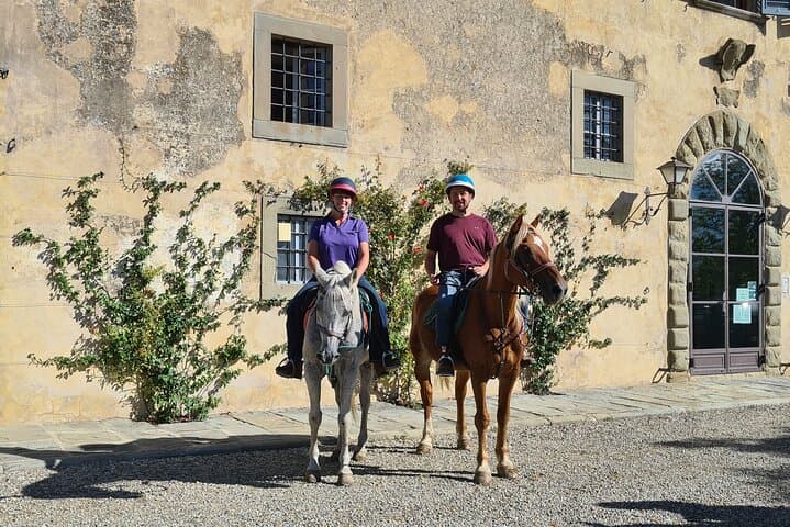 Private 3hour Horse Ride to a Castle, Wine Tasting and local food — photo 1 of 9