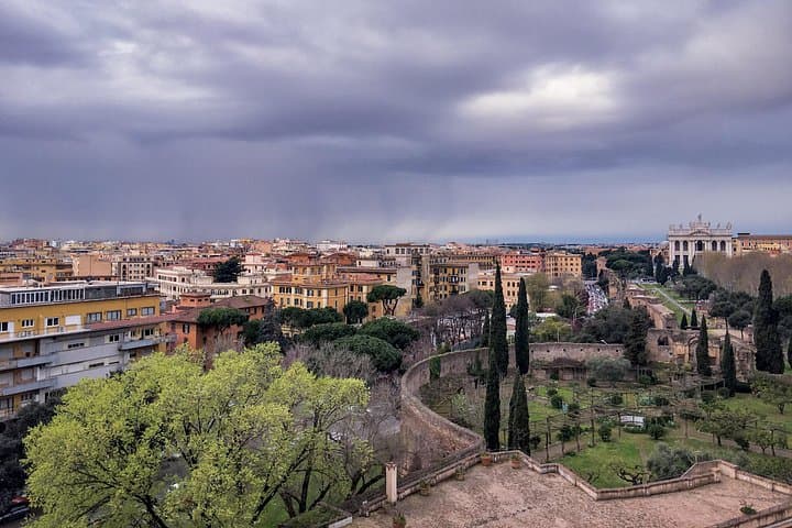 Time-travel through the streets of Rome — photo 1 of 4