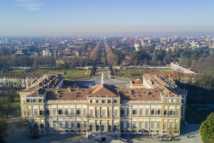 Historical Walk in Monza: The most attractive city close to Milan — photo 1 of 14