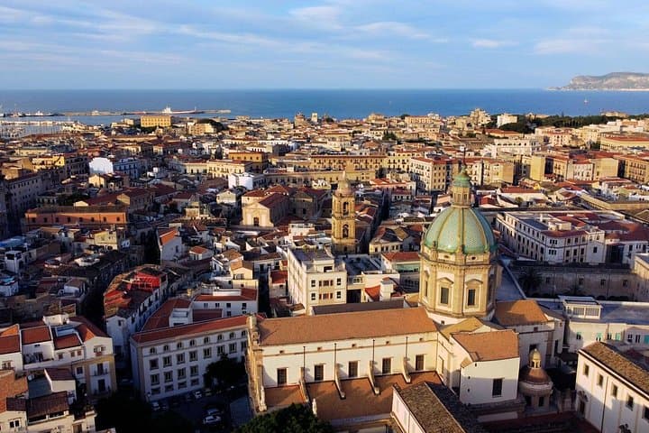 Unesco monuments, colorful markets and unique flavors in Palermo — photo 1 of 11