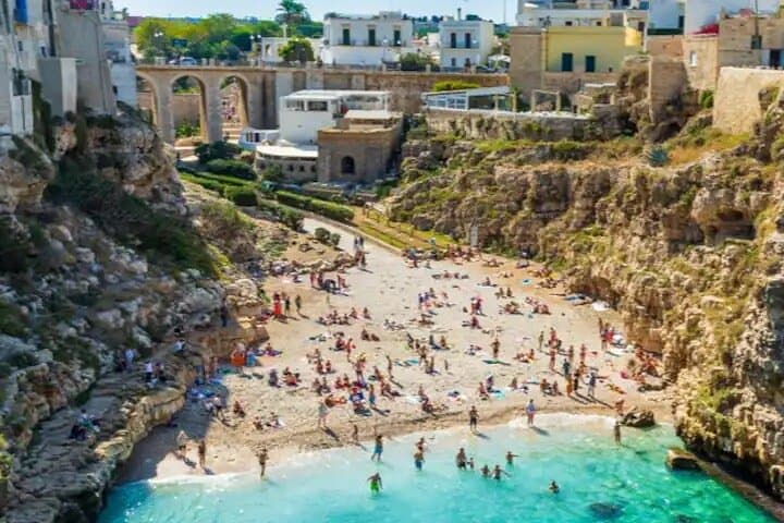 Town of Puglia Private Day Tour — photo 1 of 7