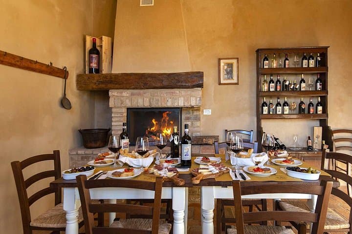 Wine Tour of two Chianti wine estates on the hills of Florence — photo 1 of 23
