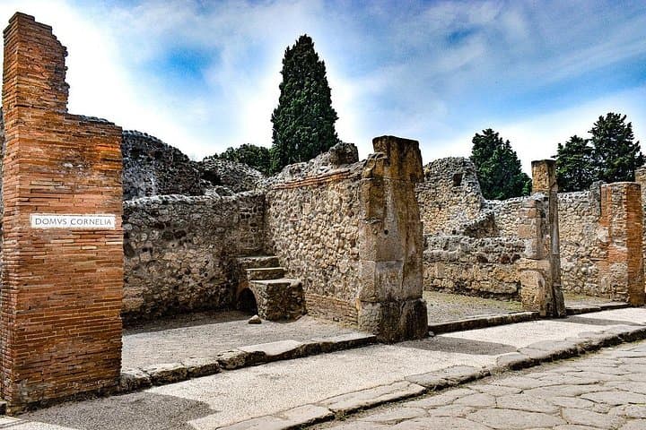 private and Guided Tour to Pompeii from Positano — photo 1 of 8