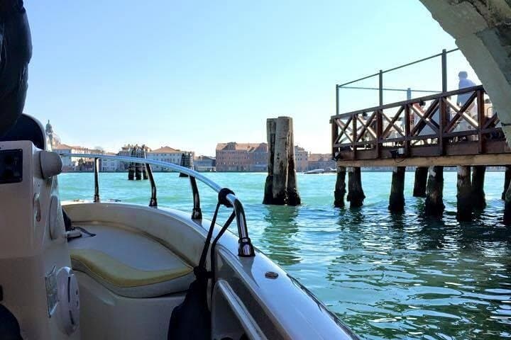Private Boat Tour to Murano, Burano and Torcello — photo 1 of 6