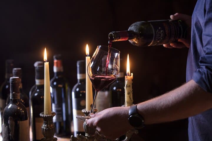 Tasting of the Best Wines in Siena in an Etruscan Crypt — photo 1 of 10